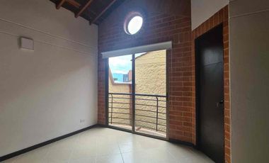 Venta Casa Rústica  en la Estrella