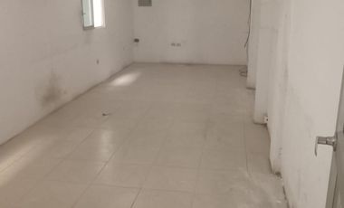 Alquilo bodega en complejo privado y seguro - Inmaconsa