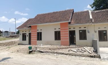 Rumah Dijual di Sroyo Jaten Karanganyar Dekat Kampus UNSA