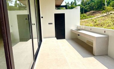 For Sale 2 Bedroom Fully Furnished San Diego Rolling Hills Lian Batangas beach house for sale