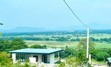 For Sale 2 Bedroom Fully Furnished San Diego Rolling Hills Lian Batangas beach house for sale