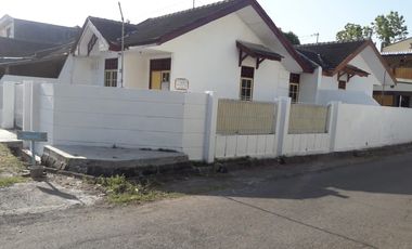Rumah Jual Sewa di Perumahan Grogol Indah Sukoharjo