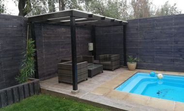 Vende casa individual en Condominio Quebrada El Canelo Machali