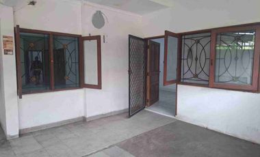 Disewakan Rumah bisa utk tinggal , taruh brg ,dll