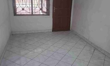 Disewakan Rumah bisa utk tinggal , taruh brg ,dll