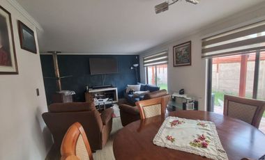 VENDE HERMOSA CASA EN EL POLO DE MACHALI