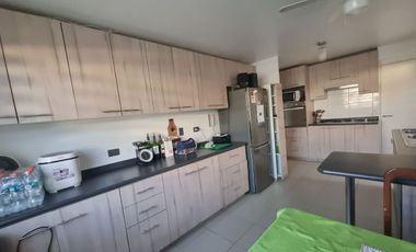 VENDE HERMOSA CASA EN EL POLO DE MACHALI