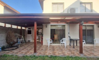 VENDE HERMOSA CASA EN EL POLO DE MACHALI