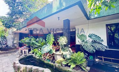 Rumah Cantik Bergaya Vintage Dekat MOG & Area Kuliner Potensi Bisnis Tinggi