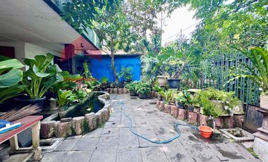 Rumah Cantik Bergaya Vintage Dekat MOG & Area Kuliner Potensi Bisnis Tinggi