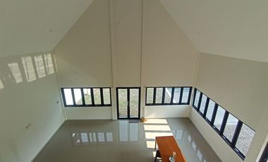 Rumah Megah Jual Sewa di Mojosongo Jebres Surakarta