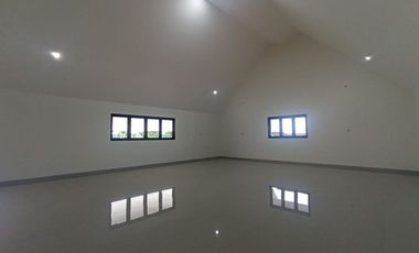 Rumah Megah Jual Sewa di Mojosongo Jebres Surakarta