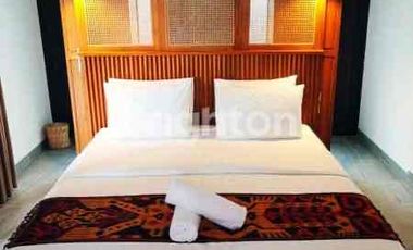 VILLA MODERN ELEGAN FURNISHED & POOL PRIBADI DGN  AREA TERBUKA LUAS DI LOMBOK NTB