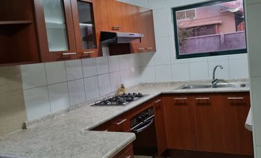 ARRIENDO CASA EN SELECTO BARRIO DE MACHALI