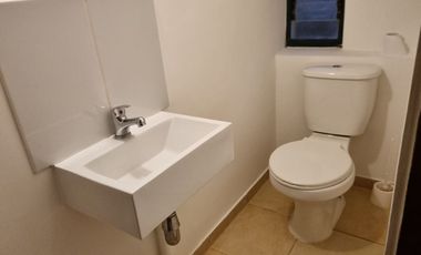 ARRIENDO CASA EN SELECTO BARRIO DE MACHALI