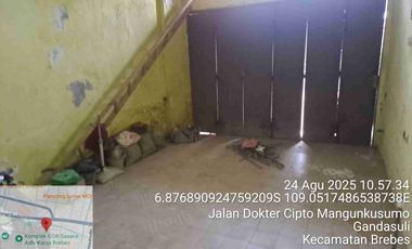 BREBES GANDASULI RUMAH 2 LANTAI STRATEGIS DEKAT JALAN RAYA PANTURA JUAL MURAH