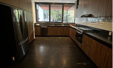 Renta Espectacular Residencia con Terraza y Diseño