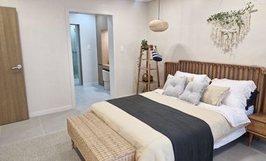 Pre-Selling Luxury Four (4) Bedroom Condo Unit in Clark Freeport Zone Pampanga.