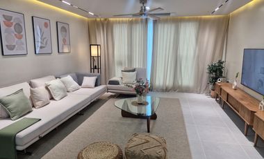 Pre-Selling Luxury Four (4) Bedroom Condo Unit in Clark Freeport Zone Pampanga.