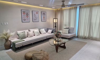 Pre-Selling Luxury Four (4) Bedroom Condo Unit in Clark Freeport Zone Pampanga.