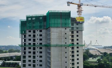 Pre-Selling Luxury Four (4) Bedroom Condo Unit in Clark Freeport Zone Pampanga.