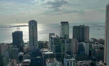 Fully furnished Condo for Sale in Torre Lorenzo Malate with Parking clean title