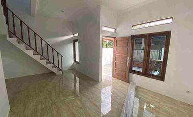 Rumah Baru Siap Huni 2 Lantai Dekat Telaga Kahuripan Akses Mudah