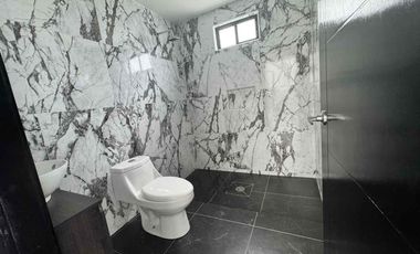 Venta de casa muy cerca de Paseo Tollocan