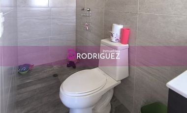 Propiedad rentable en fraccionamiento cerrado, Paseo de los Solares, Pachuca, Hgo.