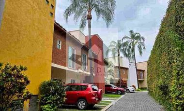 Céntrica Casa en condominio remodelada