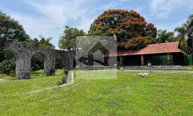 Céntricos Terrenos planos en fraccionamiento