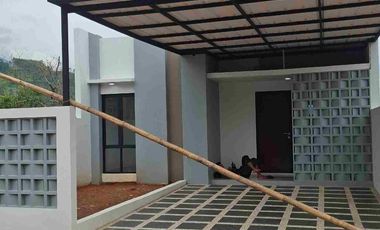 Jual Rumah 1 Lantai Free Desain di Padasuka Jatihandap City Lokasi Strategis, Bisa Request Denah