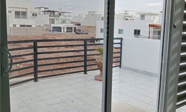 CASA 2 RECAMARAS EN PLANTA BAJA   TERRAZA Y AL MAR     PUNTA AZUL , ROSARITO B.C.