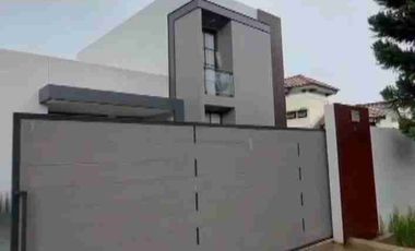 Villa Mewah Swimming pool Cianjur Puncak Cipanas Full Furnished*