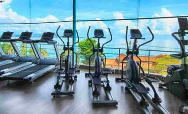 jual rugi apartemen menara jakarta, 3 + 1 bedroom. Termewah dan one living concept. Lokasi di Kemayoran persis depan Jiexpo ( Jakarta Fair )