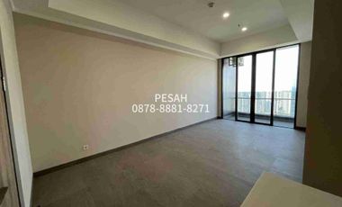 jual rugi apartemen menara jakarta, 3 + 1 bedroom. Termewah dan one living concept. Lokasi di Kemayoran persis depan Jiexpo ( Jakarta Fair )