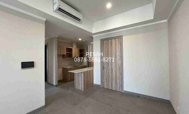 jual rugi apartemen menara jakarta, 3 + 1 bedroom. Termewah dan one living concept. Lokasi di Kemayoran persis depan Jiexpo ( Jakarta Fair )