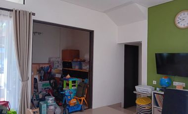 Disewakan Rumah Freya Furnish di Cluster Flora Summarecon Bandung