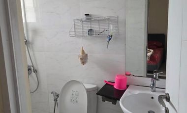 Rumah Green Lake City Cluster Amerika Latin Dijual Cepat Siap Huni Semi Furnished
