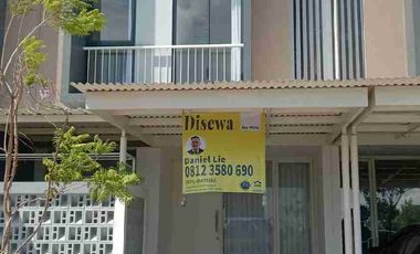 disewakan rumah Oakwood royal residence Wiyung Surabaya barat