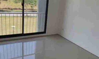 disewakan rumah Oakwood royal residence Wiyung Surabaya barat