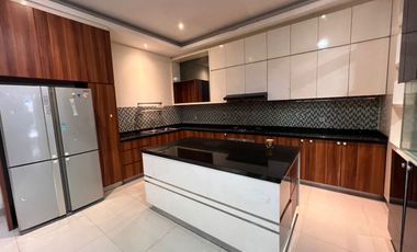 Disewa Rumah Mewah 2 Lantai Full Furnished Siap Huni Bisa Langsung Masuk Green Lake City Cluster Amerika Latin