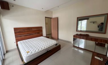 Disewa Rumah Mewah 2 Lantai Full Furnished Siap Huni Bisa Langsung Masuk Green Lake City Cluster Amerika Latin