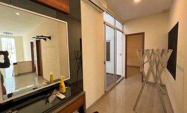 Disewa Rumah Mewah 2 Lantai Full Furnished Siap Huni Bisa Langsung Masuk Green Lake City Cluster Amerika Latin