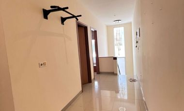 Disewa Rumah Mewah 2 Lantai Full Furnished Siap Huni Bisa Langsung Masuk Green Lake City Cluster Amerika Latin