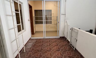 Disewa Rumah Mewah 2 Lantai Full Furnished Siap Huni Bisa Langsung Masuk Green Lake City Cluster Amerika Latin