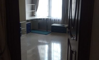 Rumah 2 Lantai Kelapa Gading Kirana Hook Timur