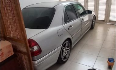 Jual Rumah STRATEGIS cocok untuk Kantor ataupun hunian di dekat Polban sariwangi Gegerkalong Bandung