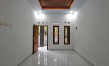 RUMAH MURAH, SIAP HUNI DEKAT PASAR REJODANI, SLEMAN