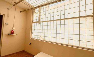 DIJUAL CEPAT RUMAH POSISI HOEK DI BINTARO